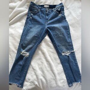 Abercrombie+Fitch super skinny ankle high rise distressed jeans. Size 31/12short